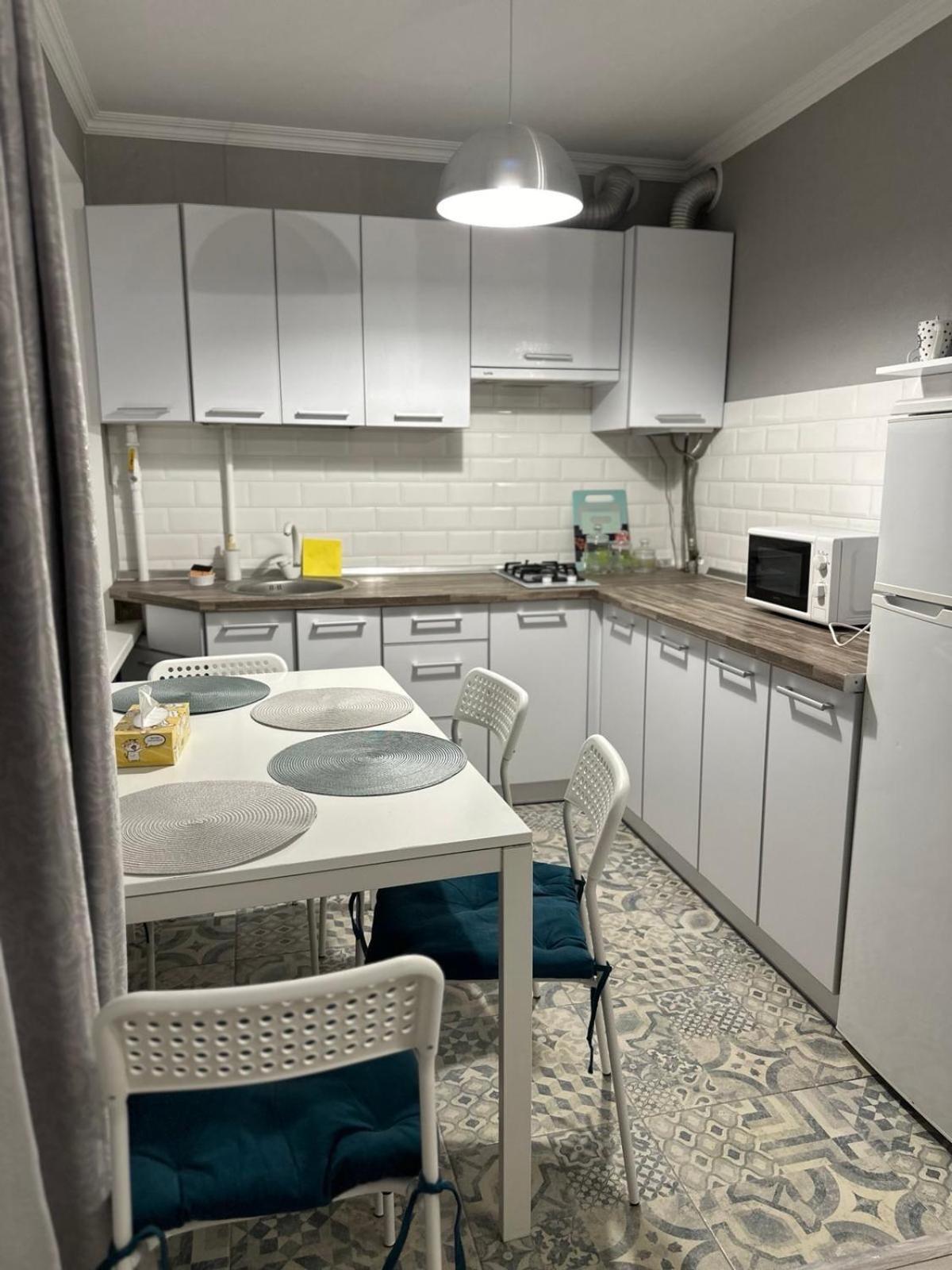 Sisters Apartment Shevchenko Чернигов Экстерьер фото